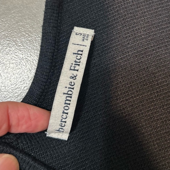 Abercrombie and Fitch Elegant crisscross Black Women's Top - Picture 3 of 5